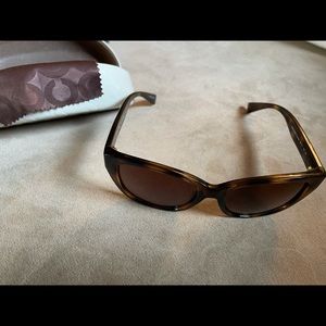 Coach Dark Tortoise Sunglasses! With case and cleaning cloth